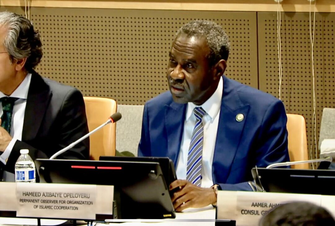 B1DAE430-CF5F-4787-B2D2-B44ED1EBF291