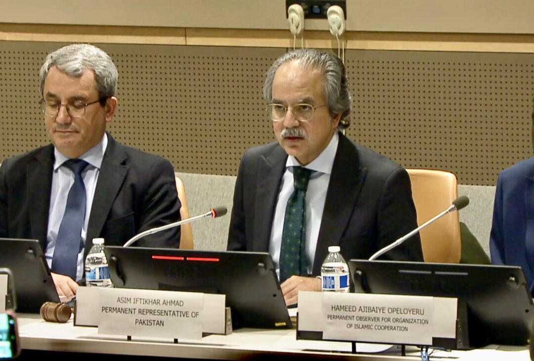 F86E663F-9750-4044-94B8-149607B01181